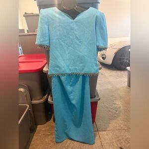 Turquoise Two-Piece Tunic and Skirt Set with Beaded Trim p13